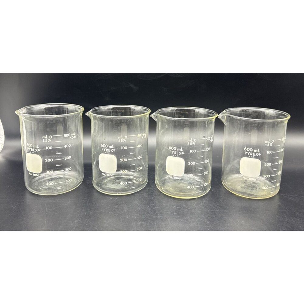 VTG Pyrex No 1000 600ml Glass Beaker Griffin Low Form Graduated Set Of 4